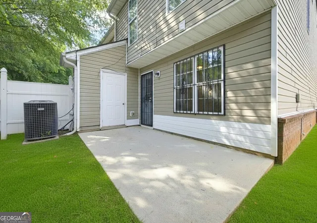 Photo 19 of Townhouse for sale at 1934 Grove Wy, Hampton, GA 30228 | MLS# 10835491 | Listing updated on 2026-09-11