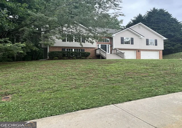 Photo 1 of Single family home for sale at 4622 Middleboro Ln, Gainesville, GA 30506 | MLS# 10771997 | Listing updated on 2026-08-27