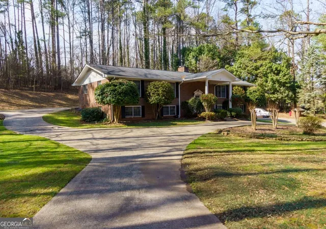 4th image of 5075 Deen Rd, Marietta, GA 30066 | MLS# 10706160