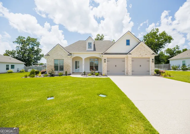 Homes for sale in Valdosta, GA | 3913 Bull Run, Valdosta, GA 31605 | MLS# 10791386