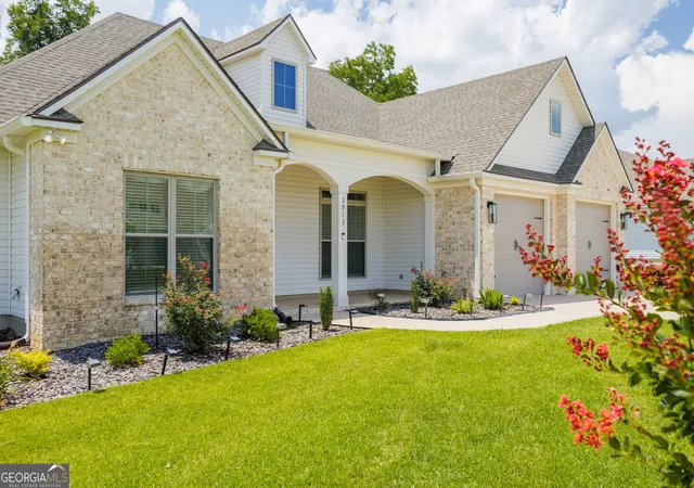 Homes for sale in Valdosta, GA | 3913 Bull Run, Valdosta, GA 31605 | MLS# 10791386