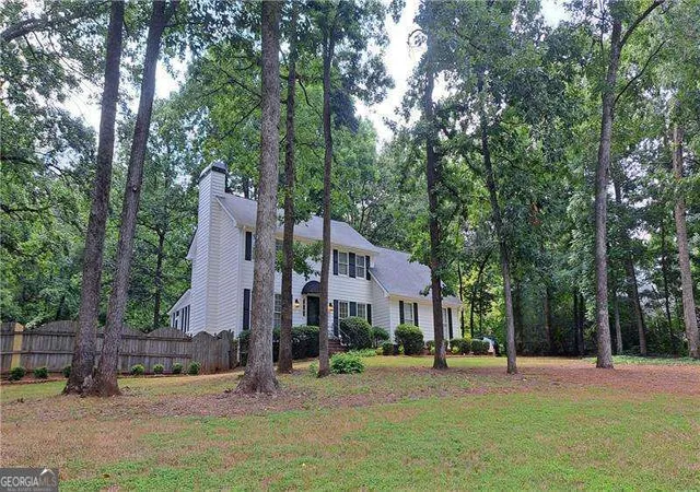 Photo 3 of Single family home for sale at 110 Acorn Dr, Mcdonough, GA 30253 | MLS# 10794306 | Listing updated on 2026-10-01