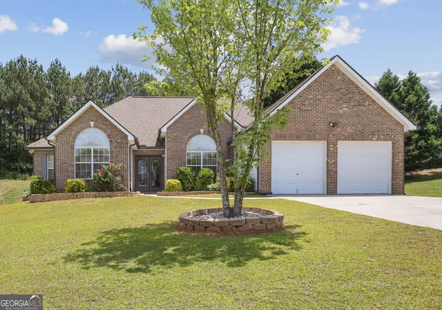 Photo 2 of Single family home for sale at 6827 Hill Creek Cvs, Lithonia, GA 30058 | MLS# 10833001 | Listing updated on 2026-09-10