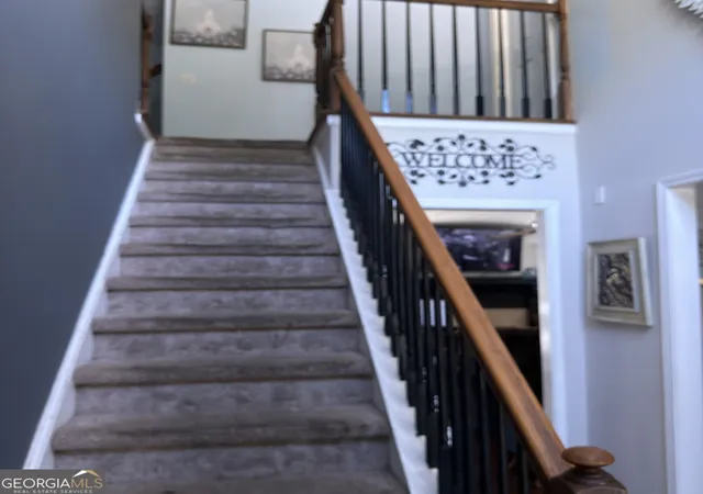 Photo 3 of Single family home for sale at 1404 Pickets Ct Se, Conyers, GA 30013 | MLS# 10765880 | Listing updated on 2026-09-23