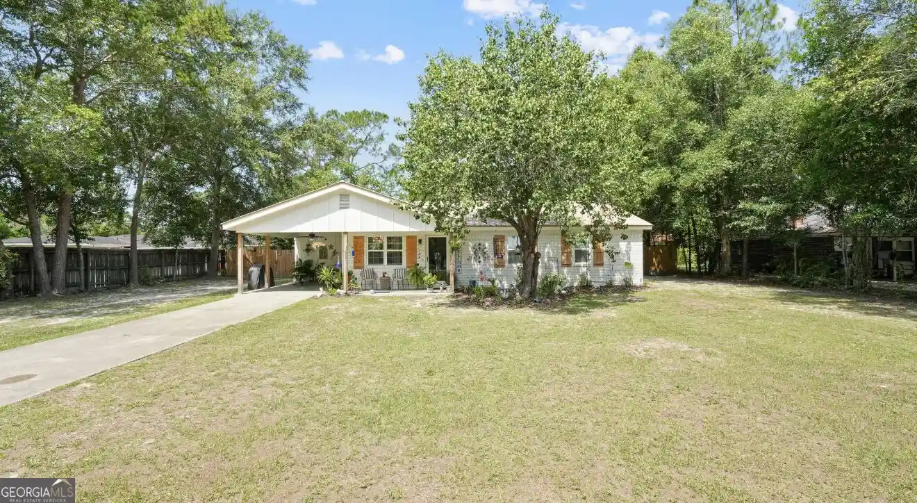 Single family home for sale at 706 Oak Villa Dr, Jesup, GA 31546 | MLS# 10853762