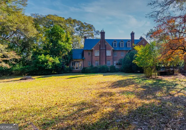 19th image of 300 Poplar Dr, Thomaston, GA 30286 | MLS# 10411532