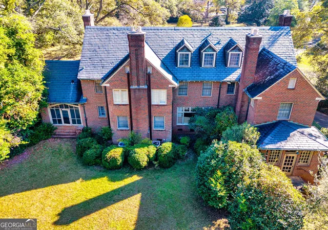 3rd image of 300 Poplar Dr, Thomaston, GA 30286 | MLS# 10411532