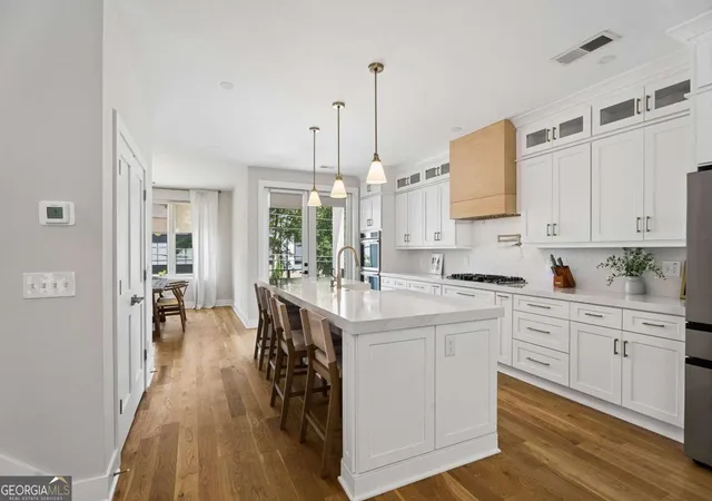 5th image of 1008 Herndon St Nw, Atlanta, GA 30318 | MLS# 10815674