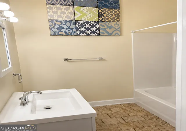 Photo 2 of Single family home for sale at 1382 Sylvan Rd SW, Atlanta, GA 30310 | MLS# 10808844 | Listing updated on 2026-08-03
