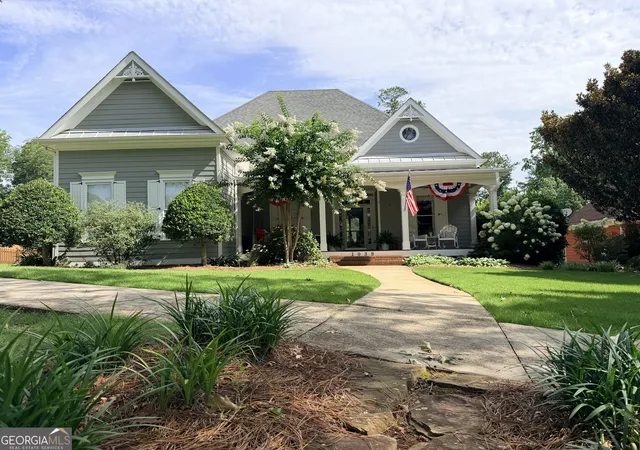 Photo 1 of Single family home for sale at 1039 Brush Arbor Cir, Mcdonough, GA 30252 | MLS# 10717075 | Listing updated on 2026-08-24