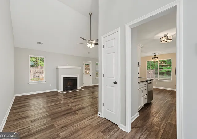 Photo 3 of Single family home for sale at 7650 Summit Trl, Riverdale, GA 30274 | MLS# 10821075 | Listing updated on 2026-09-09