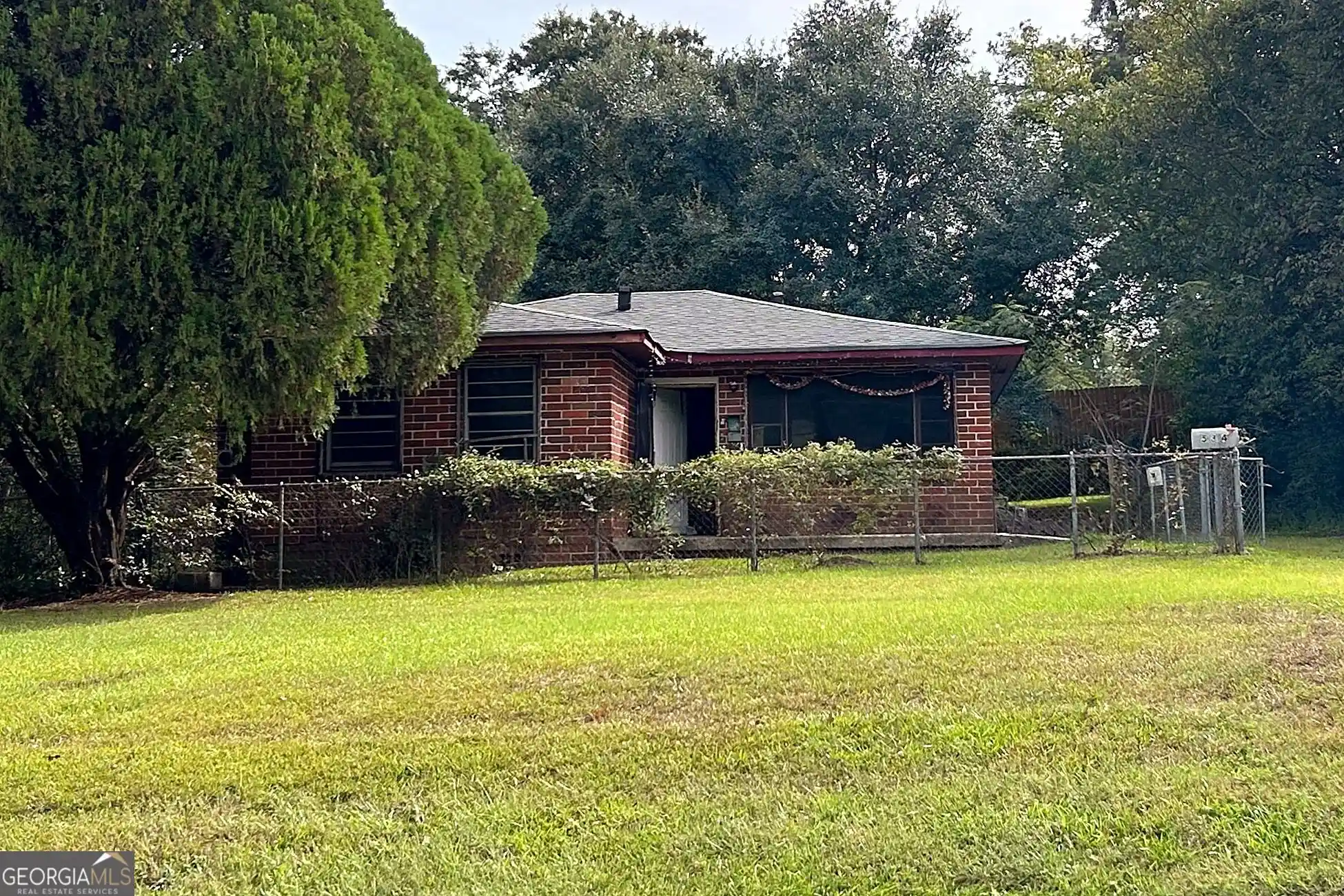 Photo 1 of Single family home for sale at 534 Robert Henry St, Macon, GA 31206 | MLS# 10850779 | Listing updated on 2026-10-11