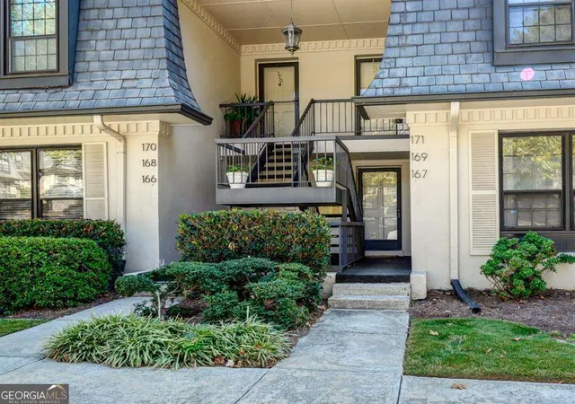 Photo 2 of Condo for sale at 167 Maribeau Sq #167, Atlanta, GA 30327 | MLS# 10815971 | Listing updated on 2026-08-13