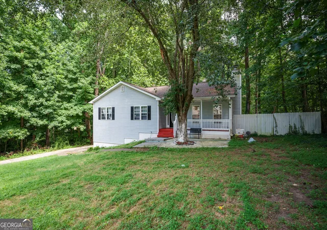 Photo 1 of Single family home for sale at 3315 Southlake Ln, Cumming, GA 30041 | MLS# 10823486 | Listing updated on 2026-09-26