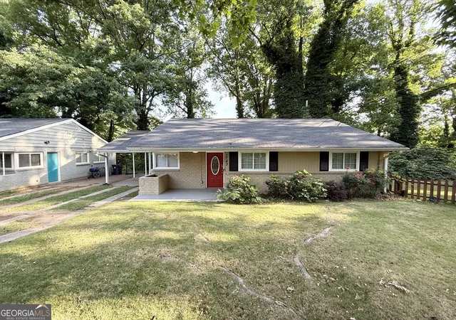2nd image of 1743 Carter Cir, Atlanta, GA 30344 | MLS# 10829210