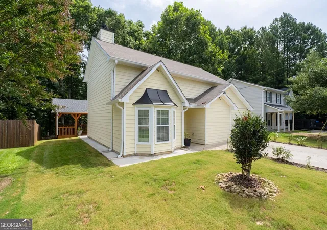 3rd image of 811 Overlook Trl, Canton, GA 30115 | MLS# 10806222