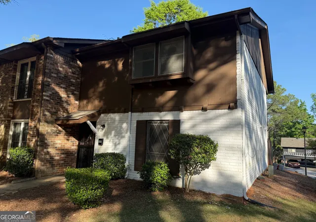 3rd image of 668 Garden Walk Dr, Stone Mountain, GA 30083 | MLS# 10733564