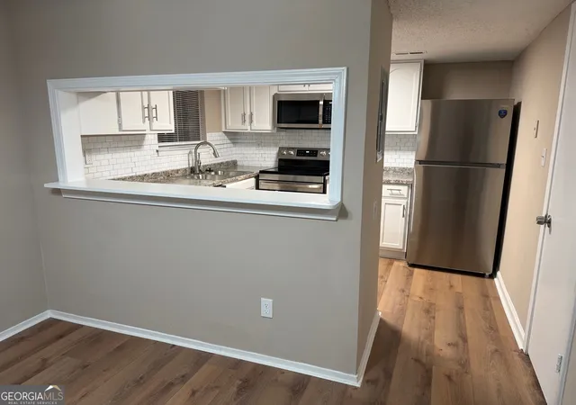 5th image of 668 Garden Walk Dr, Stone Mountain, GA 30083 | MLS# 10733564