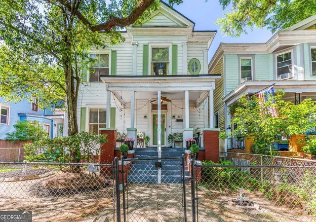 49th image of 211 W 34th St, Savannah, GA 31401 | MLS# 10738400