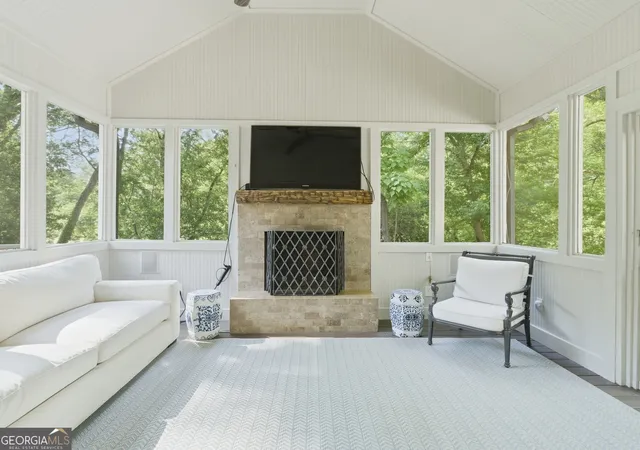 Photo 3 of Single family home for sale at 1350 Battleview Dr Nw, Atlanta, GA 30327 | MLS# 10756943 | Listing updated on 2026-09-18