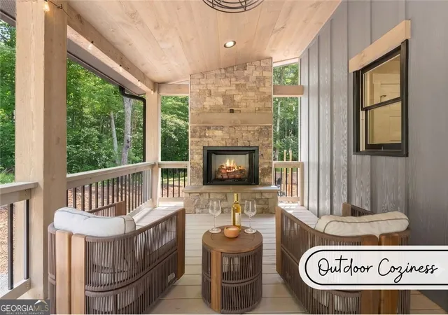Photo 4 of Single family home for sale at 184 Mountain Laurel Ridge, Mineral Bluff, GA 30559 | MLS# 10811264 | Listing updated on 2026-09-08
