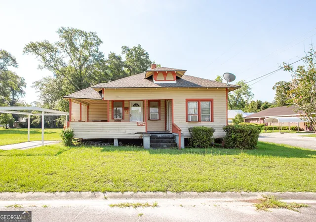 Homes for sale in Waycross, GA | 1309 Lee Ave, Waycross, GA 31503 | MLS# 10797879