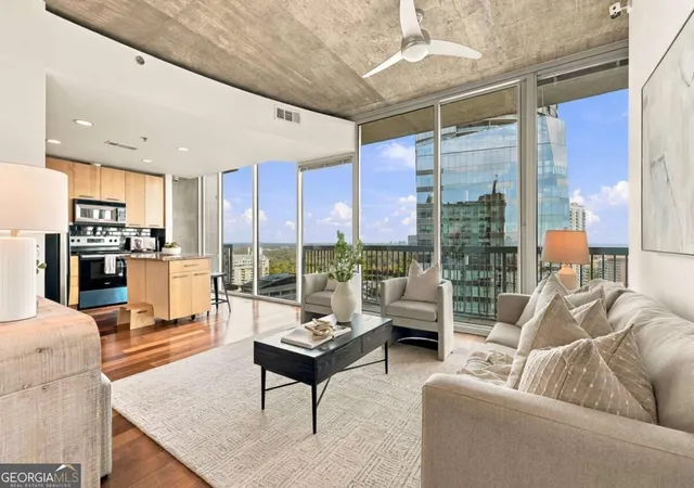 Listing Photo 1 - Condo for sale in building located at 3324 Peachtree Rd Ne, Atlanta, GA 30326 - Unit #2507