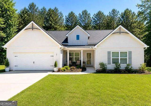 1st image of 101 Fenwick Manor Dr, Lagrange, GA 30241 | MLS# 10812022