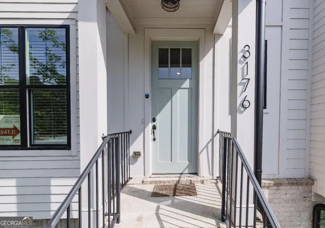 Photo 3 of Townhouse for sale at 3176 Kincaid Dr, Decatur, GA 30033 | MLS# 10800539 | Listing updated on 2026-07-21