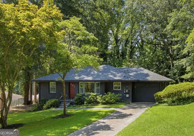 Photo 1 of Single family home for sale at 1397 Skyhaven Rd Se, Atlanta, GA 30316 | MLS# 10801939 | Listing updated on 2026-10-18