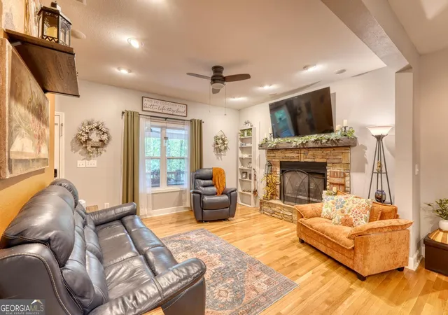 Photo 4 of Single family home for sale at 152 Lonesome Pine Trl, Blairsville, GA 30512 | MLS# 10807721 | Listing updated on 2026-09-18