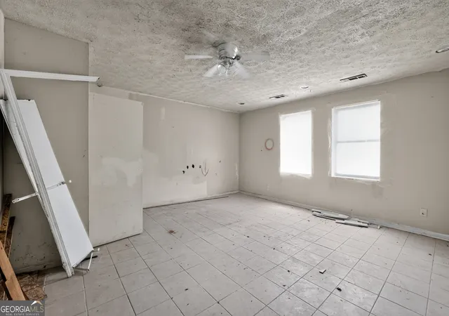 17th image of 3013 Orbit Cir, Ellenwood, GA 30294 | MLS# 10808098
