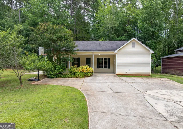Homes for sale in Lavonia, GA | 142 Mountain View Rd, Lavonia, GA 30553 | MLS# 10789361