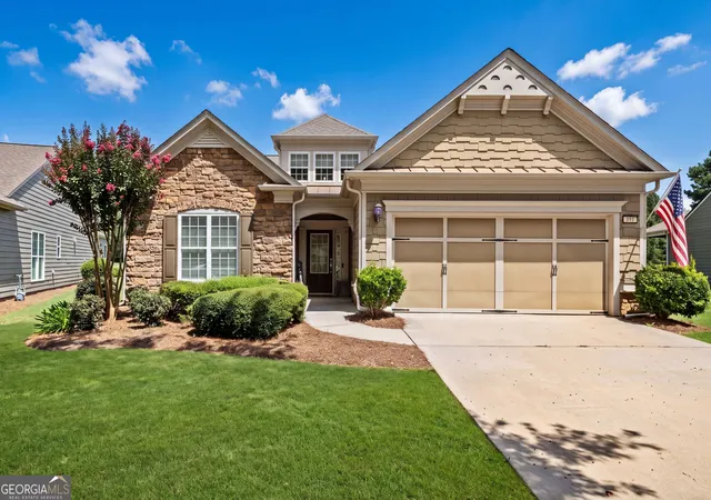 Photo 1 of Single family home for sale at 421 Beacon Ct, Griffin, GA 30223 | MLS# 10832807 | Listing updated on 2026-09-11