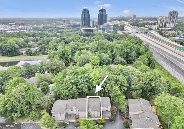 Photo 3 of Condo for sale at 60 Basswood Cir, Sandy Springs, GA 30328 | MLS# 10811933 | Listing updated on 2026-09-12