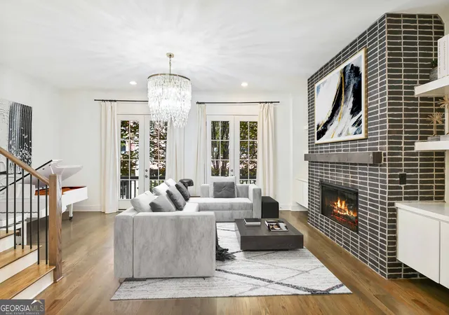 Photo 2 of Sale Pending at 980 SE Memorial, Atlanta, GA 30316 | MLS# 10791043 | Listing updated on 2026-09-09