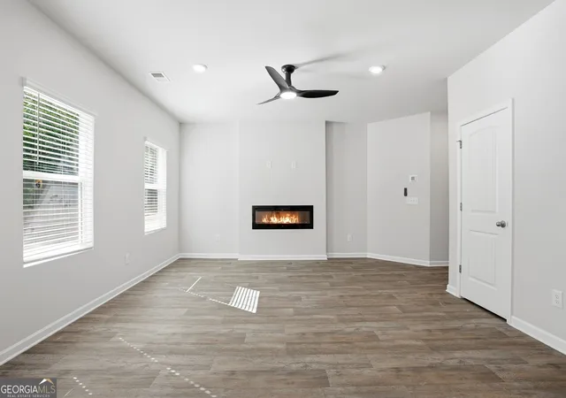 Photo 3 of Sale Pending at 371 Orwell Dr, Social Circle, GA 30025 | MLS# 10669835 | Listing updated on 2026-09-09