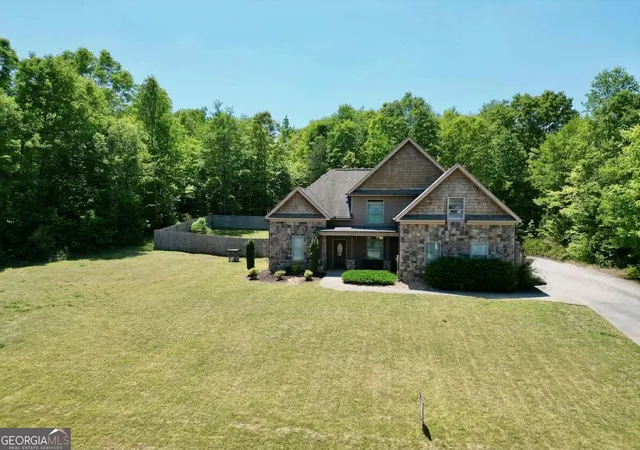 1st image of 130 Maple Dr, Commerce, GA 30529 | MLS# 10825730