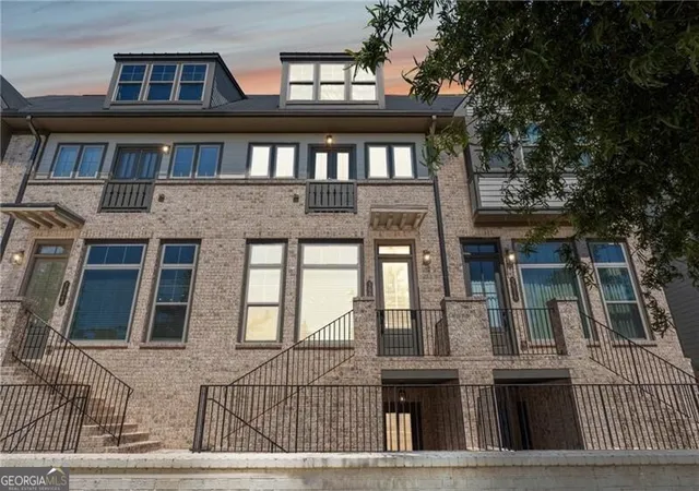 2nd image of 3920 Danube Ln, Atlanta, GA 30339 | MLS# 10714035