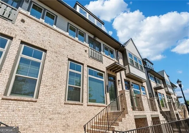 3rd image of 3920 Danube Ln, Atlanta, GA 30339 | MLS# 10714035