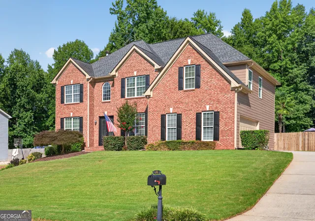 2nd image of 202 Prestwick Dr, Hoschton, GA 30548 | MLS# 10805542