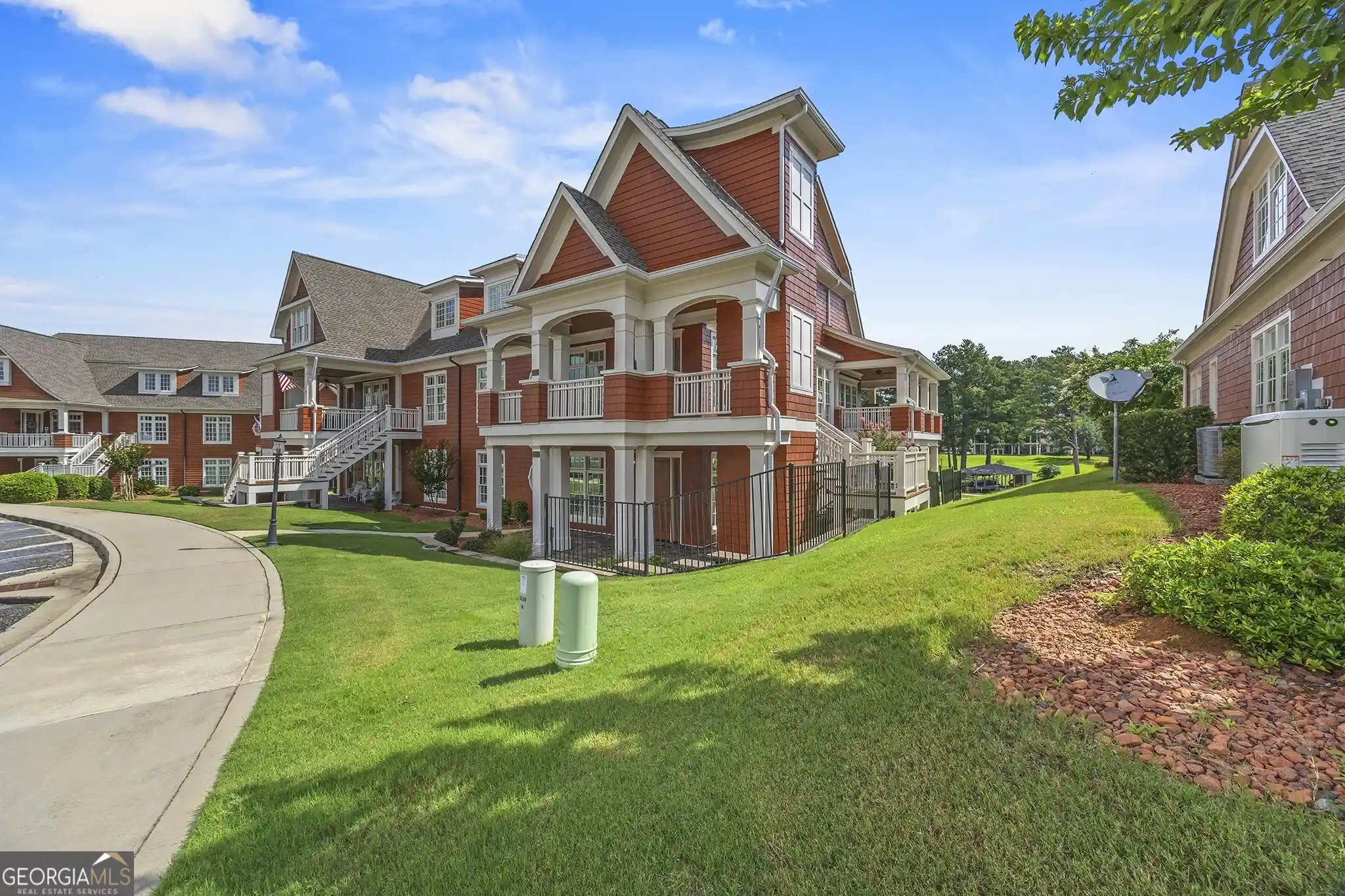 3rd image of 140 Silver Birch Ln NE, Milledgeville, GA 31061