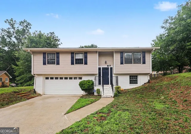 Photo 1 of Single family home for sale at 2120 Sandgate Cir, Atlanta, GA 30349 | MLS# 10778584 | Listing updated on 2026-09-23