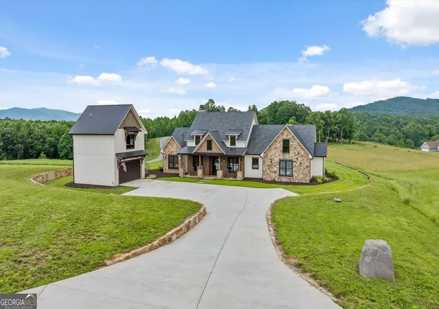 Photo 2 of Single family home for sale at 84 Bravo Rivera Way, Ellijay, GA 30536 | MLS# 10708686 | Listing updated on 2026-06-06