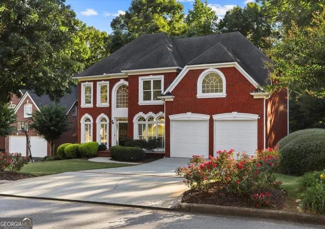 Photo 3 of Sale Pending at 3314 Islesworth Tr, Duluth, GA 30097 | MLS# 10618129 | Listing updated on 2025-12-29