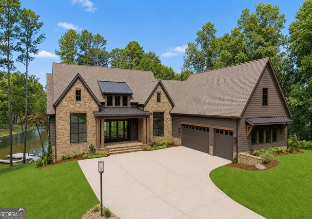 Photo 1 of Mansion for sale at 1010 Greyfield Rd, Greensboro, GA 30642 | MLS# 10809014 | Listing updated on 2026-08-31