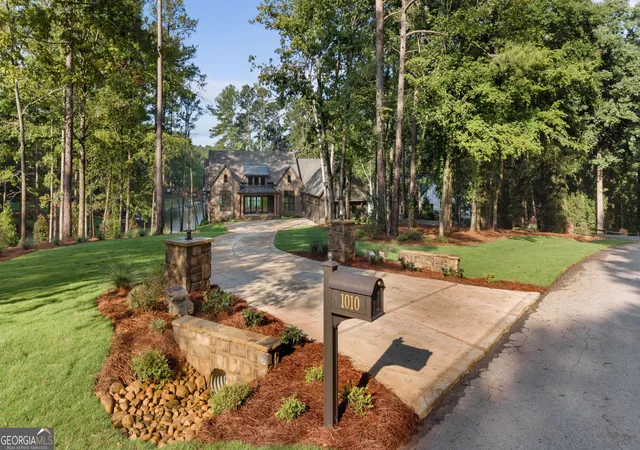 Photo 2 of Mansion for sale at 1010 Greyfield Rd, Greensboro, GA 30642 | MLS# 10809014 | Listing updated on 2026-08-31