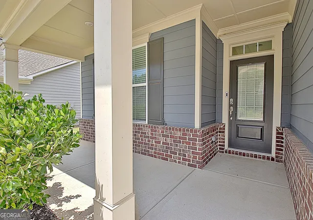 3rd image of 375 Plainfield St, Fayetteville, GA 30215 | MLS# 10824574