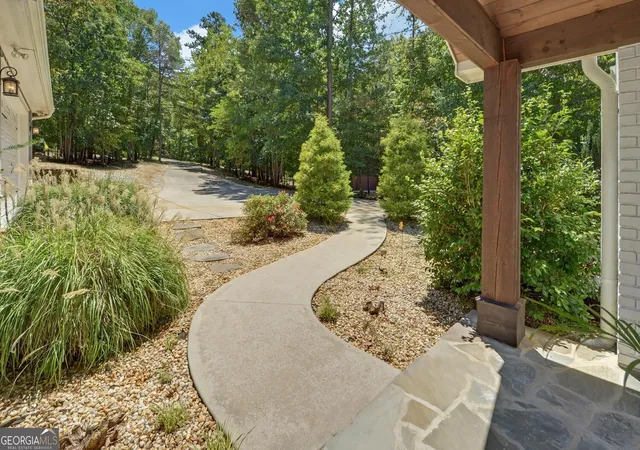 Photo 3 of Single family home for sale at 47 Landing Ct, Hartwell, GA 30643 | MLS# 10830504 | Listing updated on 2026-09-04