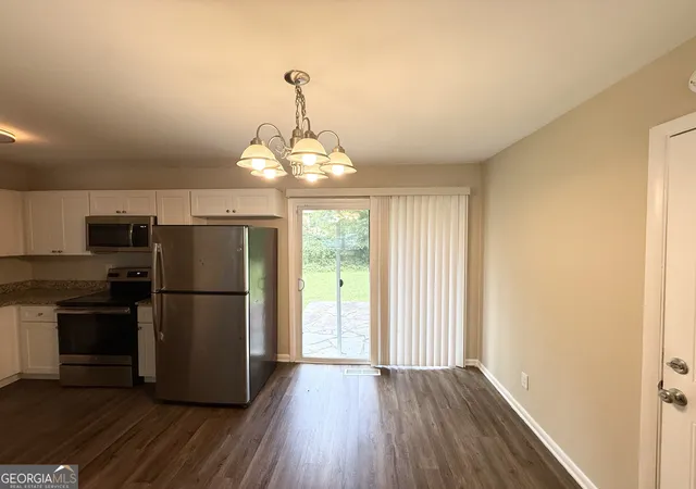 5th image of 2893 Bradmoor Ct, Decatur, GA 30034 | MLS# 10786750